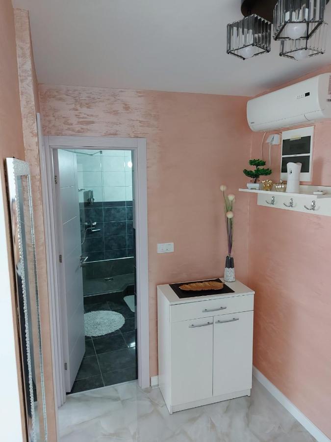 Apartman Star Lux Kula Exterior foto